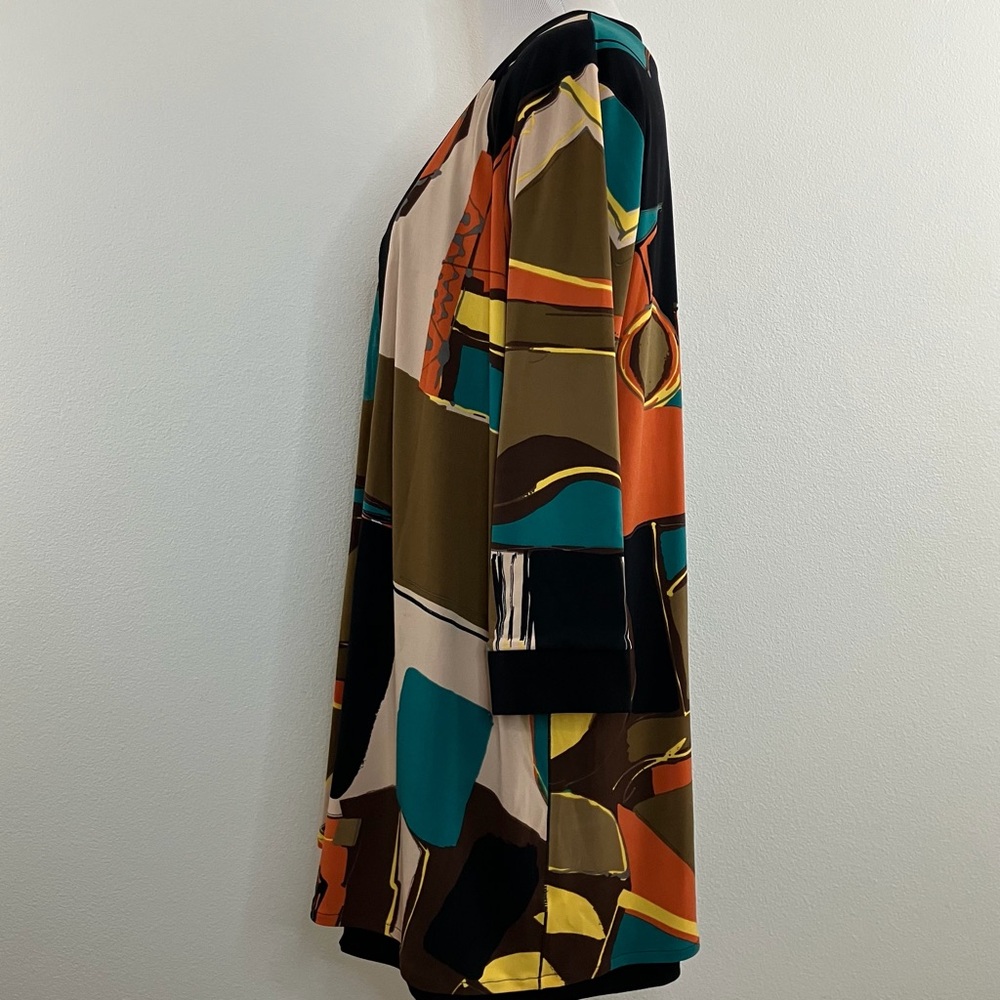 Abstract Patterned Open Front 2 Way Reversible Ca… - image 3